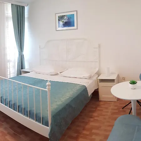 Villa Skalinada With Sea View Brela Pokoj fotografie