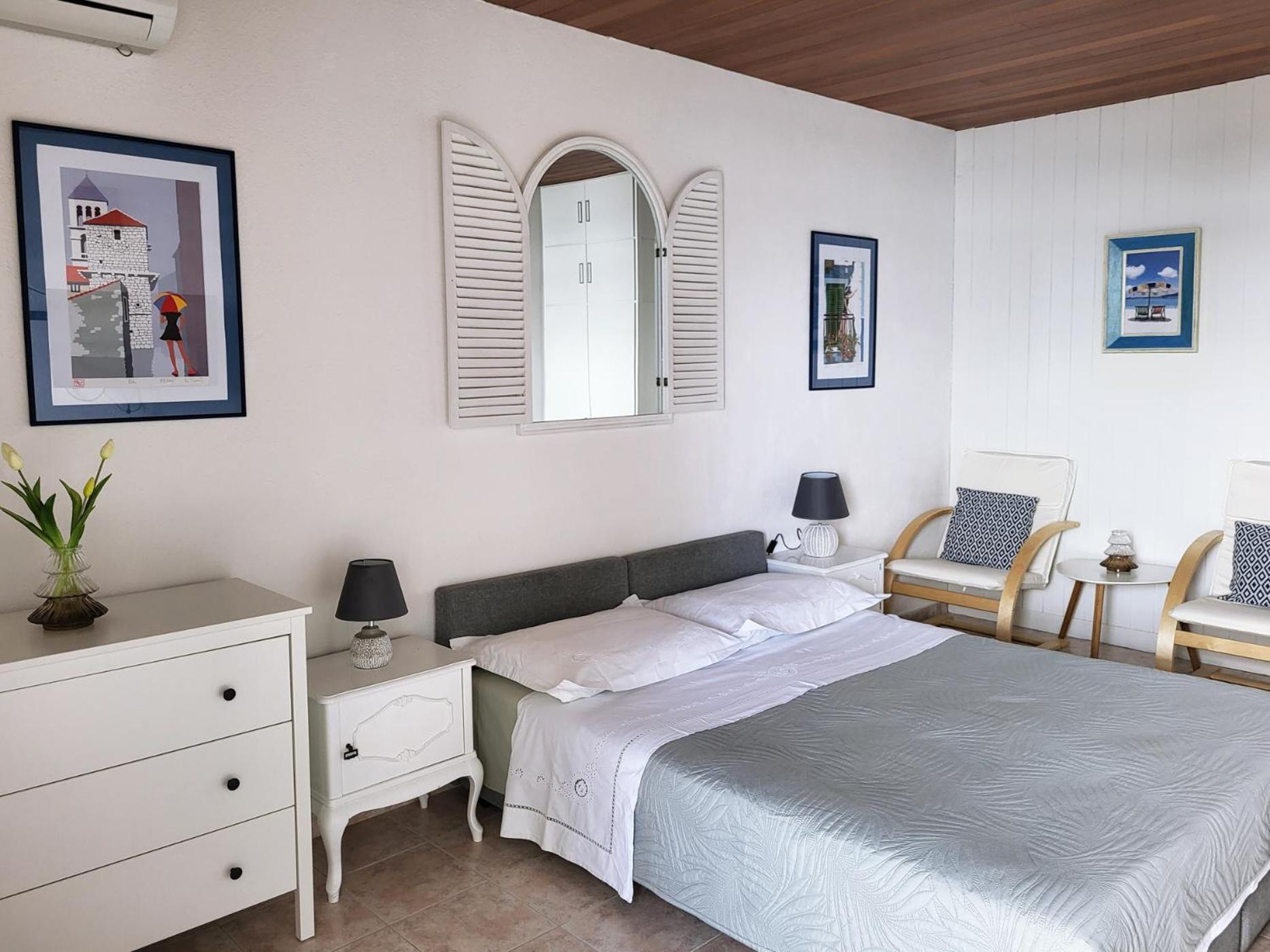 Skalinada With Sea View Apartment *