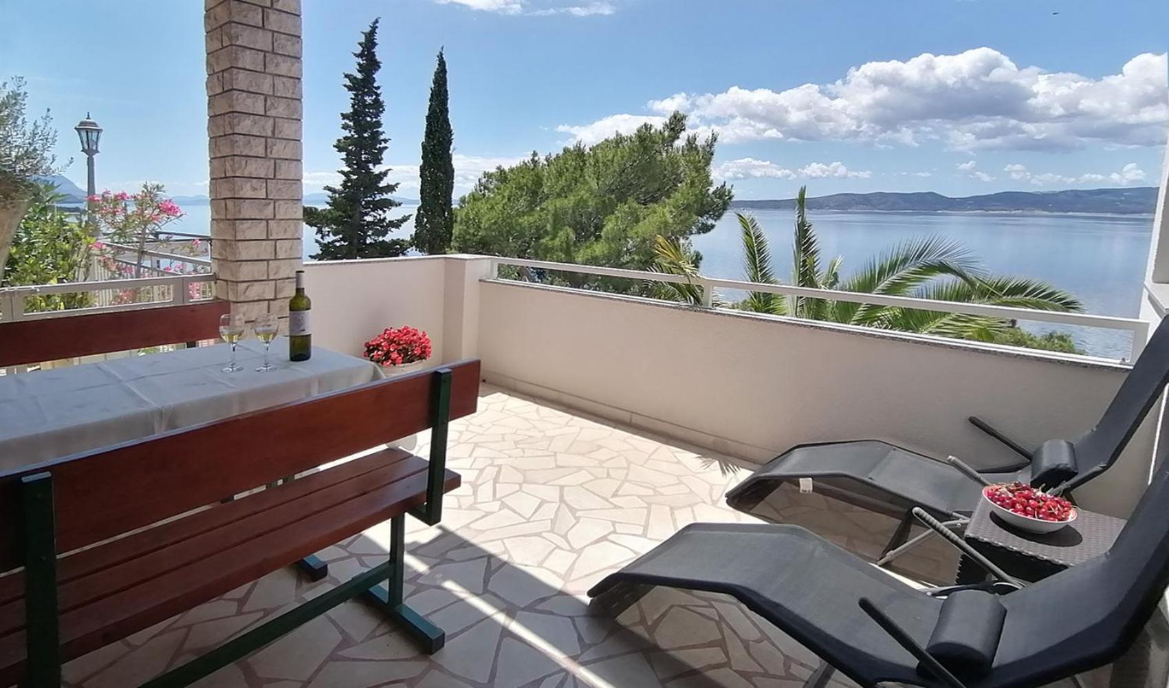 Apartment Skalinada With Sea View Brela