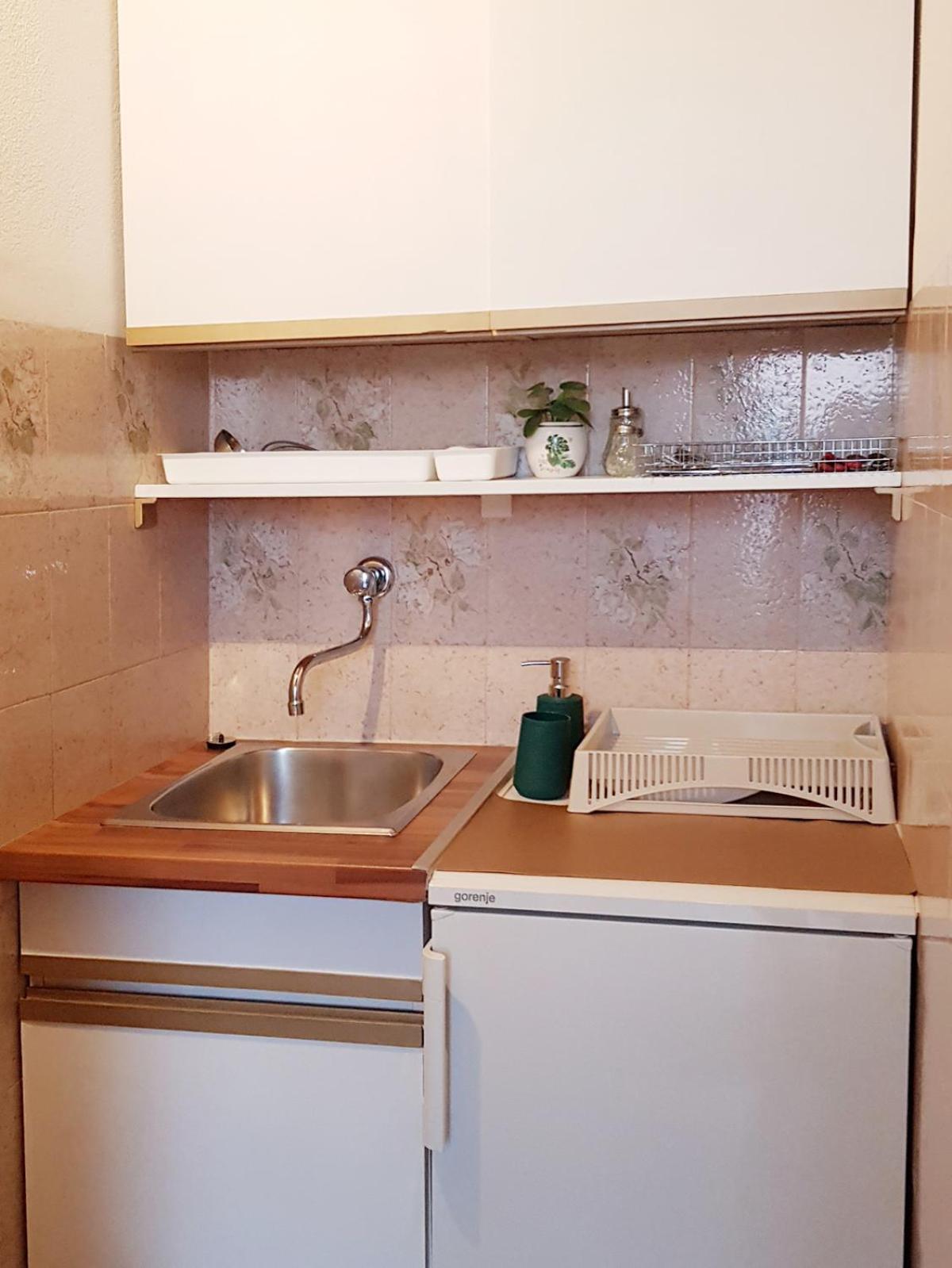 Apartment Skalinada With Sea View