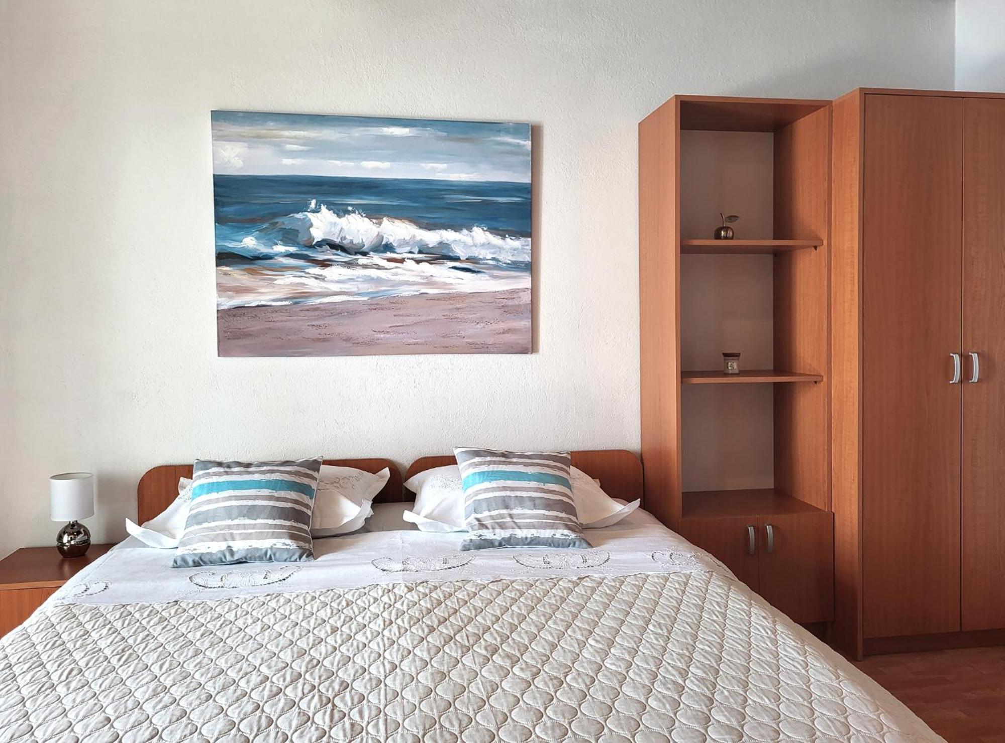 Apartment Skalinada With Sea View *